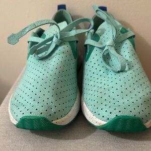 women’s NATIVE APOLLO 2.0 sneakers in hydrangea